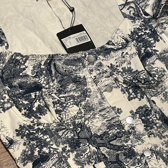 Missguided Porcelain Print Stretch Denim Mini Dress - Picture 5 of 9